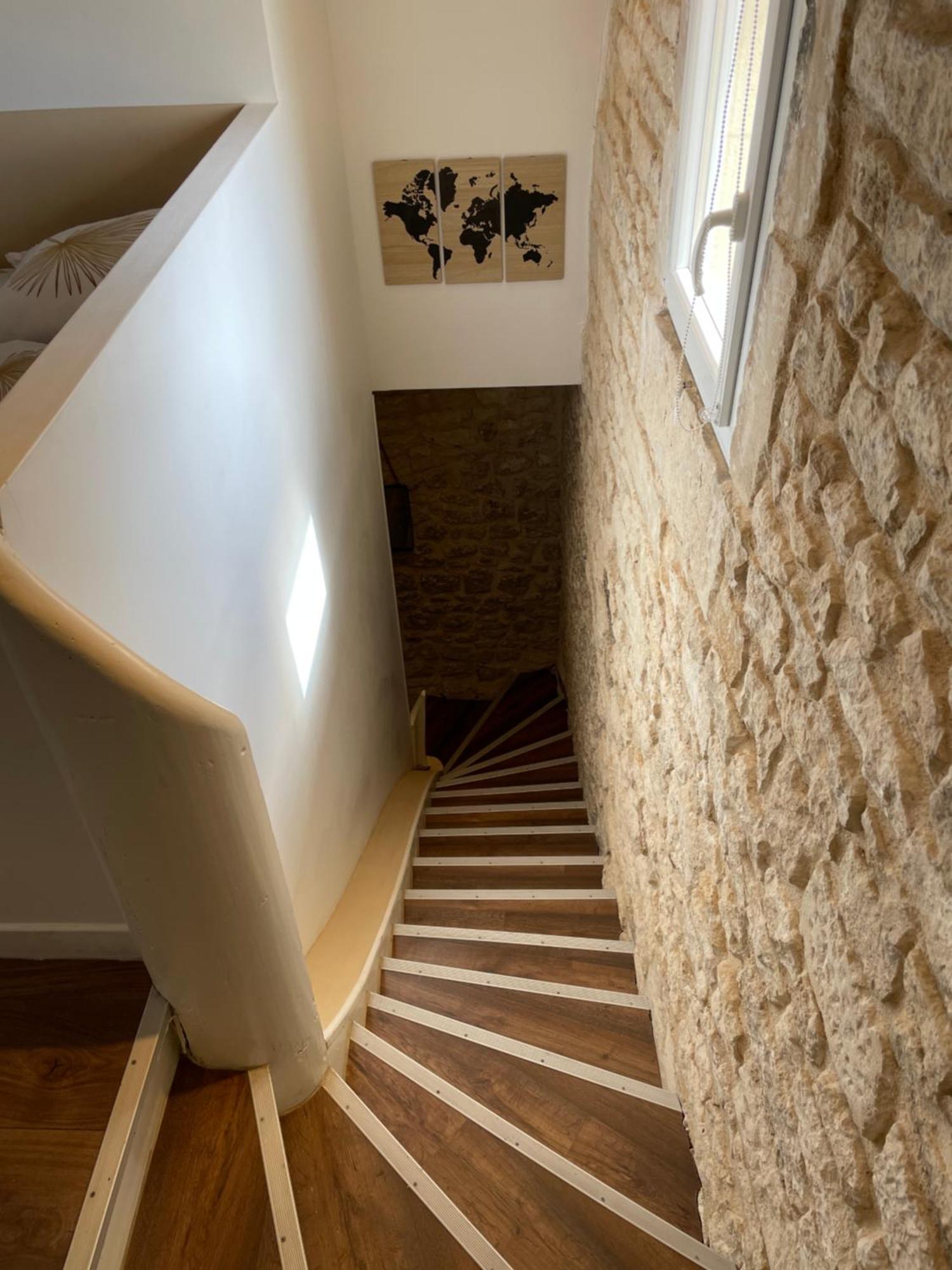 Chez Jean-Yves Et Zoe - Le Saint Andre - Au Calme, Tres Propre, Proche Parkings, Clim Appartement Niort Buitenkant foto